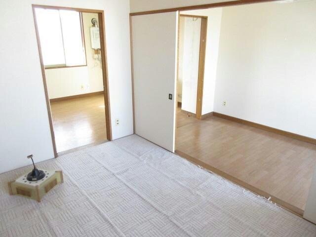 春日ハイツAの物件内観写真