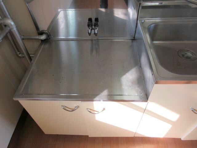 春日ハイツAの物件内観写真