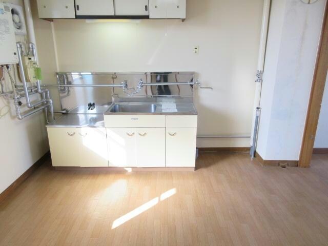 春日ハイツAの物件内観写真