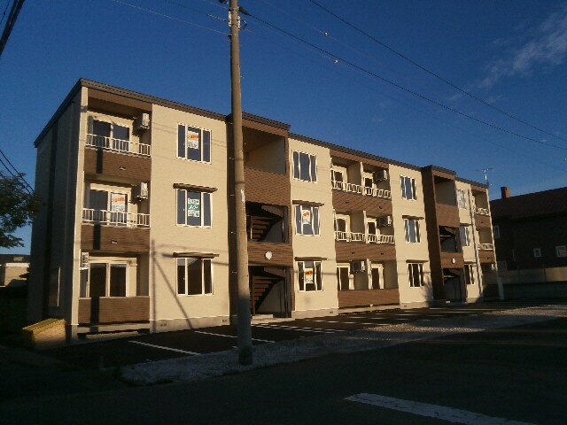 laulea9条　（ラウレア）の物件外観写真