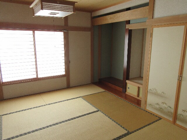 池田町貸家の物件内観写真