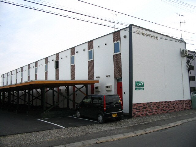 シンセイパレスの物件外観写真