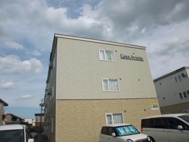 カーサ・アヴェニールの物件外観写真