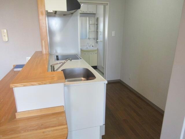 ラミアール弥生通の物件内観写真