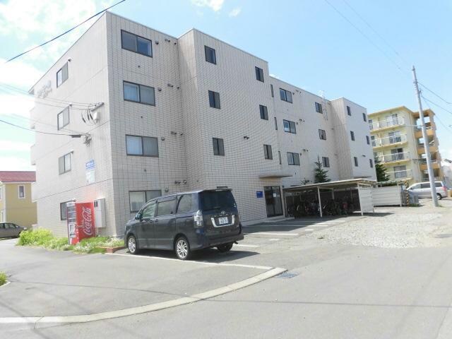 ファミールエステートの物件外観写真