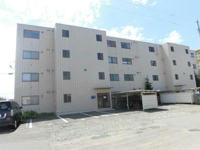 ファミールエステートの物件外観写真