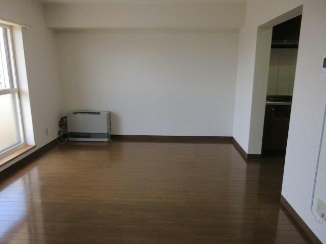 ファミールエステートの物件内観写真