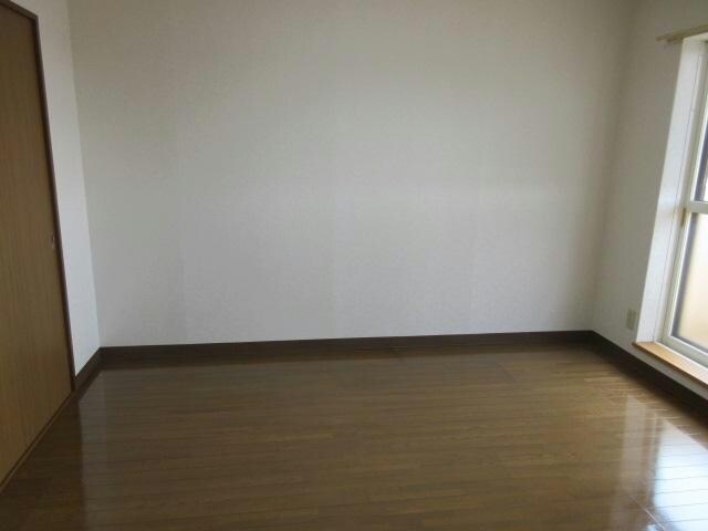 ファミールエステートの物件内観写真