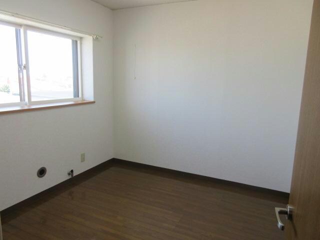 ファミールエステートの物件内観写真