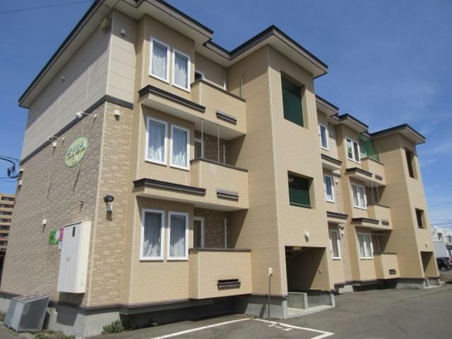 PETIE ROYALの物件外観写真