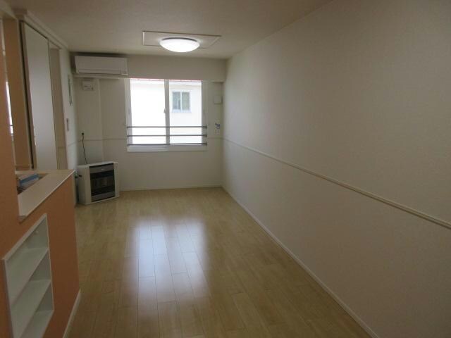 ブルースカイの物件内観写真