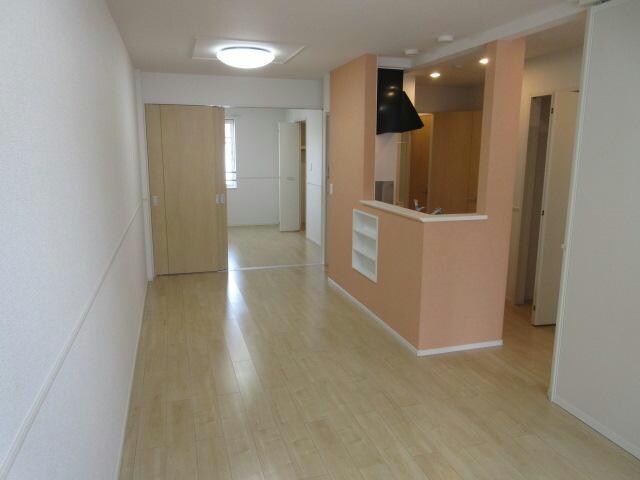 ブルースカイの物件内観写真