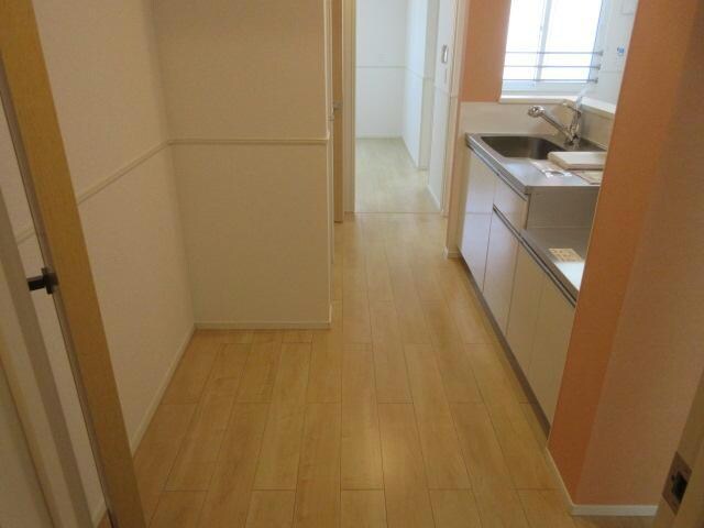 ブルースカイの物件内観写真