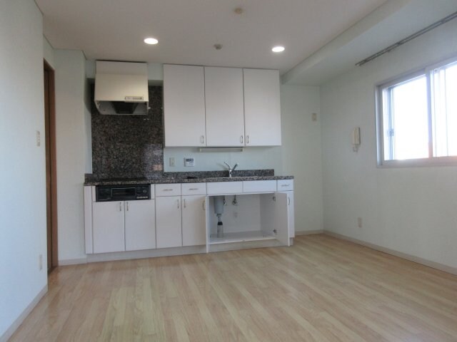 サルイオビヒロの物件内観写真