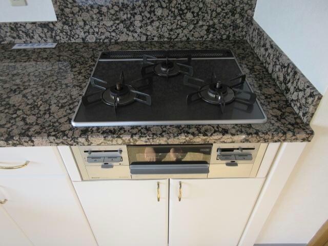 サルイオビヒロの物件内観写真