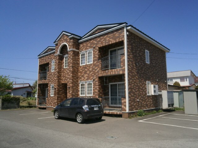 グッドラックの物件外観写真