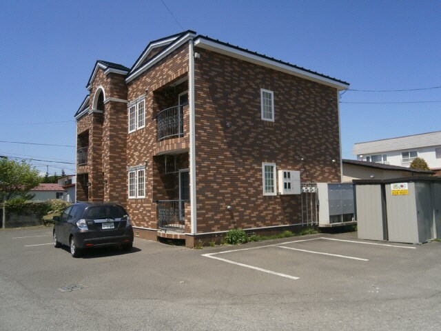 グッドラックの物件外観写真