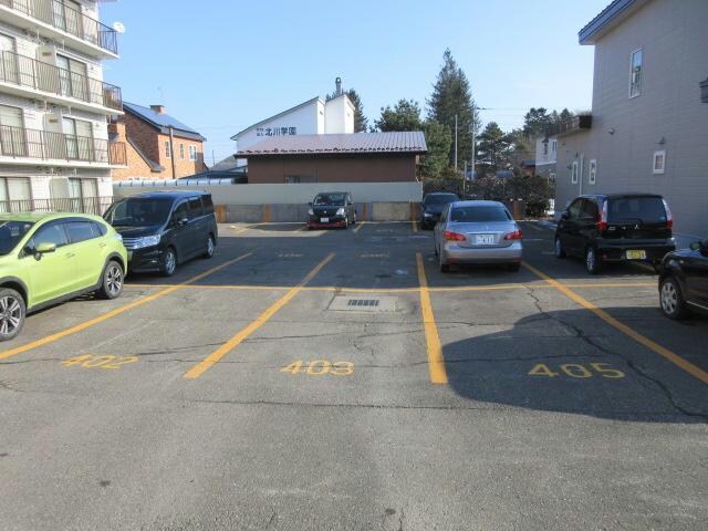 スプリングメゾンの物件外観写真