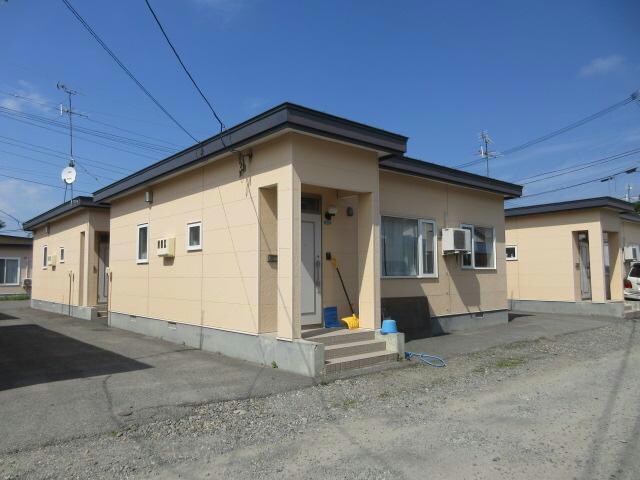 タウンオアシスの物件外観写真