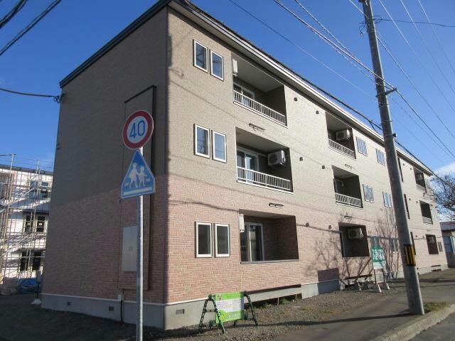 EAST　GARDENⅥ（イーストガーデン）の物件外観写真