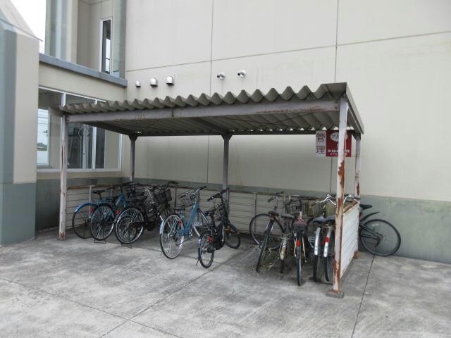 アーバン38の物件外観写真