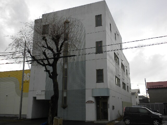 サンイーストコーポの物件外観写真