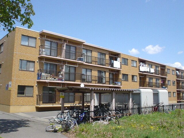 メゾンドール明星の物件外観写真