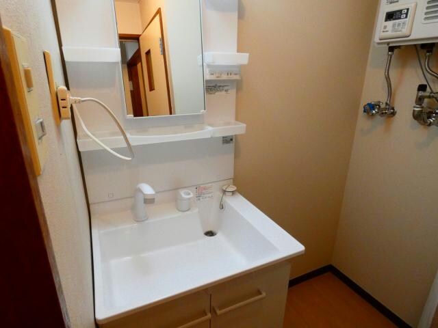 メゾンドール明星の物件内観写真