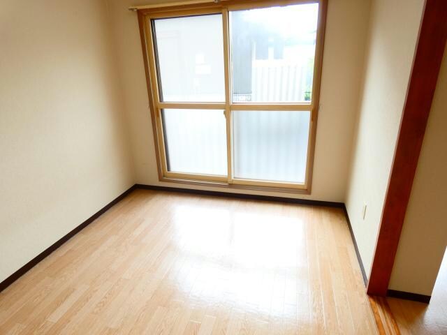 メゾンドール明星の物件内観写真