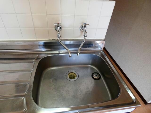 メゾンドール明星の物件内観写真