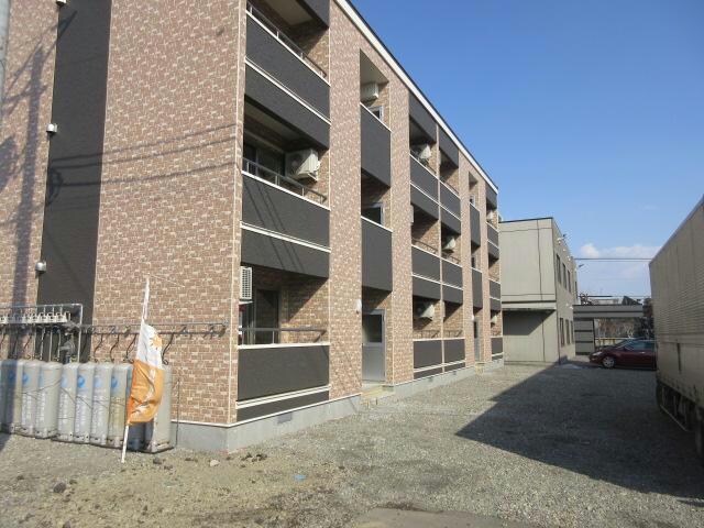 パルファンⅡの物件外観写真