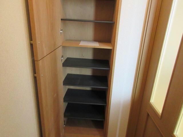 ラ・ポレール悠の物件内観写真