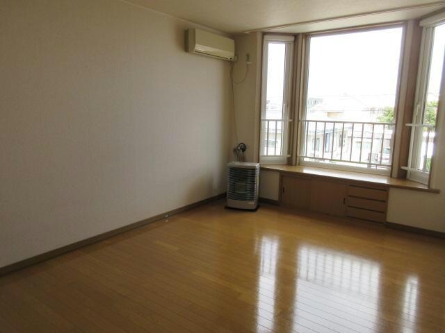 ラ・ポレール悠の物件内観写真