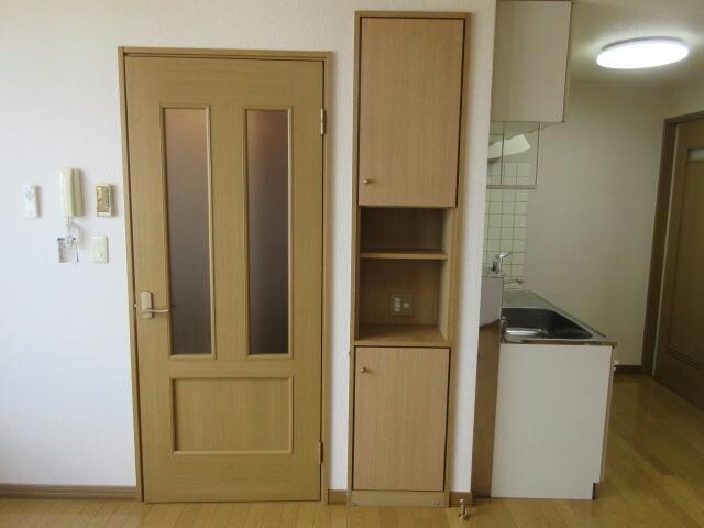 ラ・ポレール悠の物件内観写真