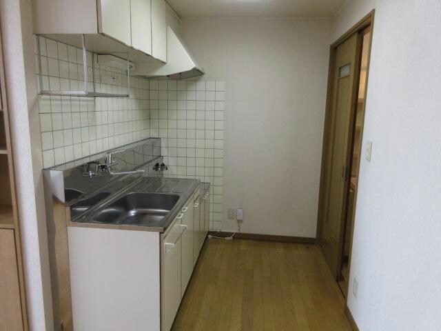 ラ・ポレール悠の物件内観写真