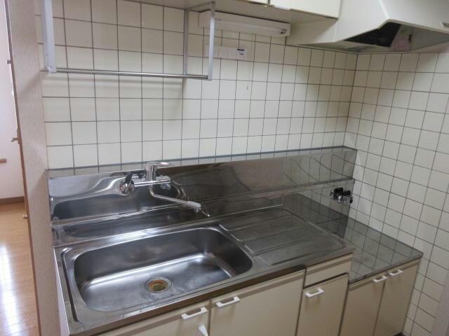 ラ・ポレール悠の物件内観写真