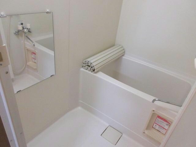 ラ・ポレール悠の物件内観写真