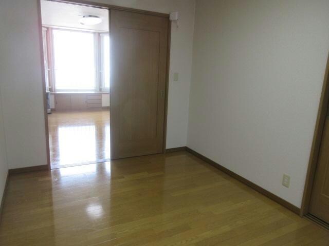 ラ・ポレール悠の物件内観写真