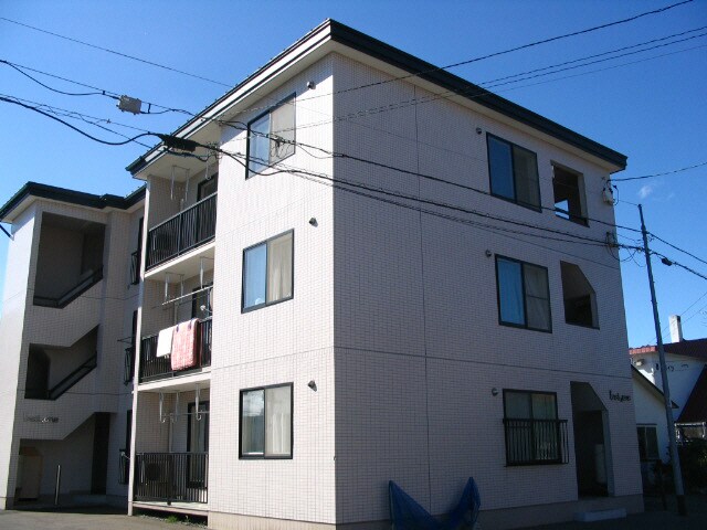 イーストワンの物件外観写真