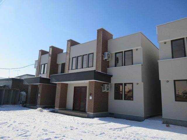 レジデンスアイ・弐号館の物件外観写真