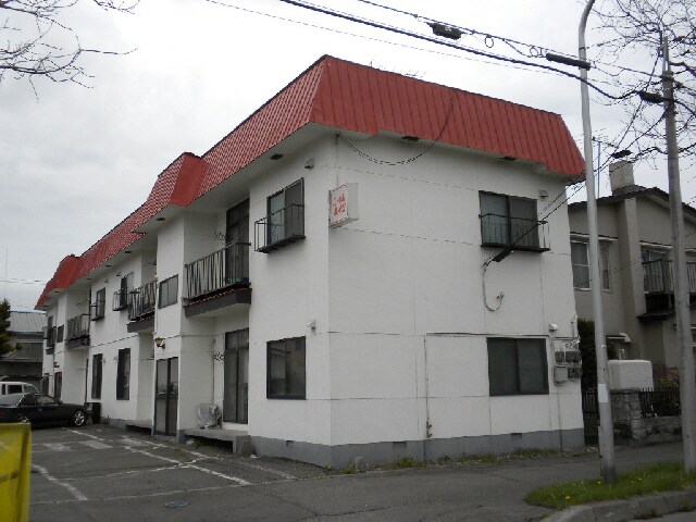 ロイヤルハイツの物件外観写真