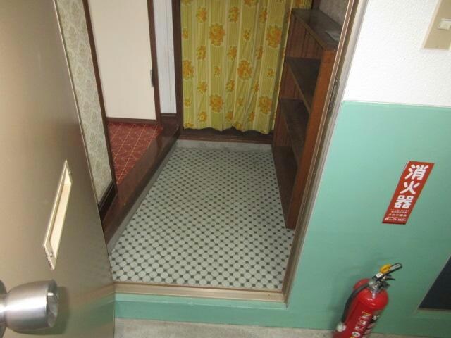 ロイヤルハイツの物件内観写真