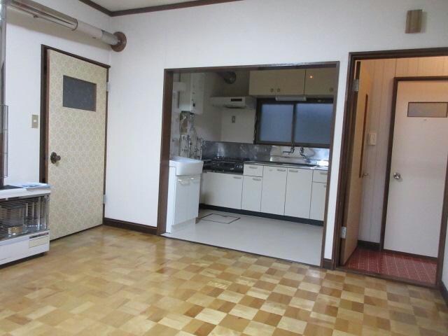 ロイヤルハイツの物件内観写真