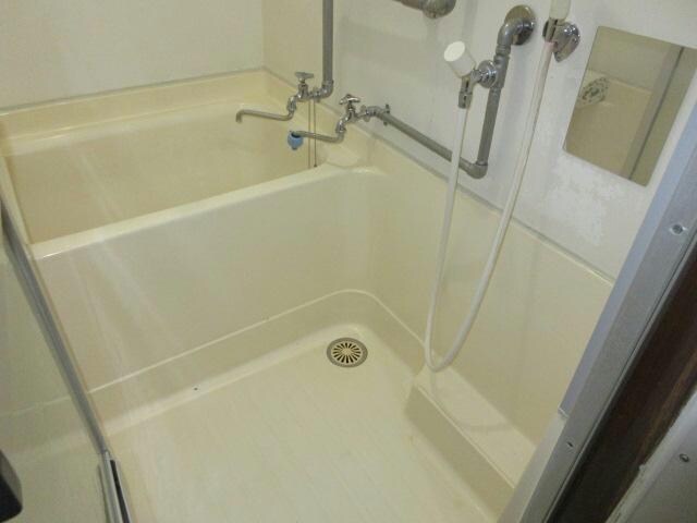 ロイヤルハイツの物件内観写真