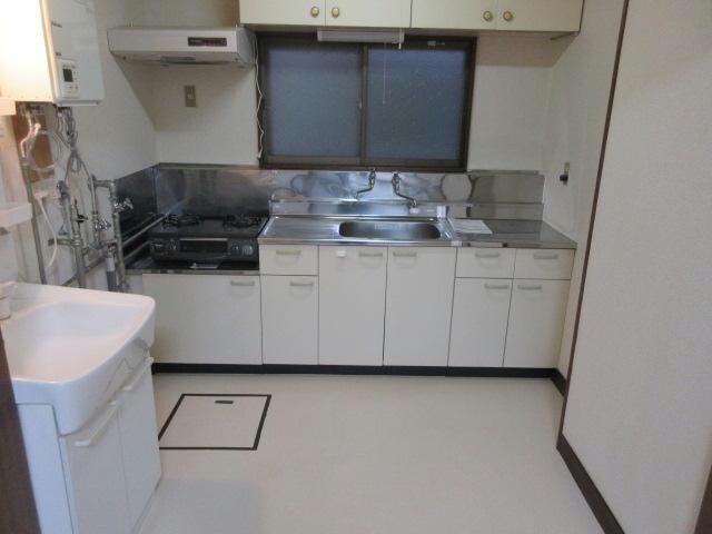 ロイヤルハイツの物件内観写真