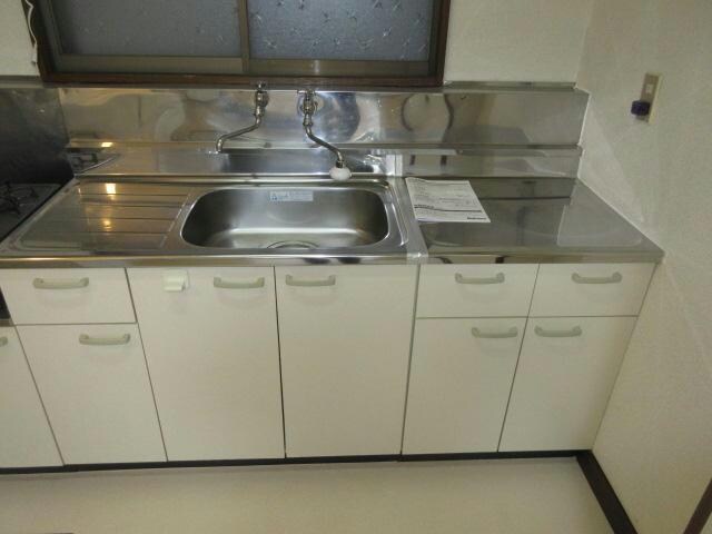 ロイヤルハイツの物件内観写真