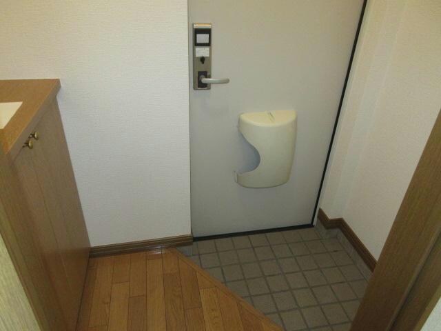 ラ・ポレール陸Bの物件内観写真