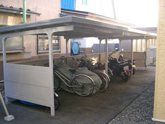 ラ・ポレール陸Bの物件外観写真