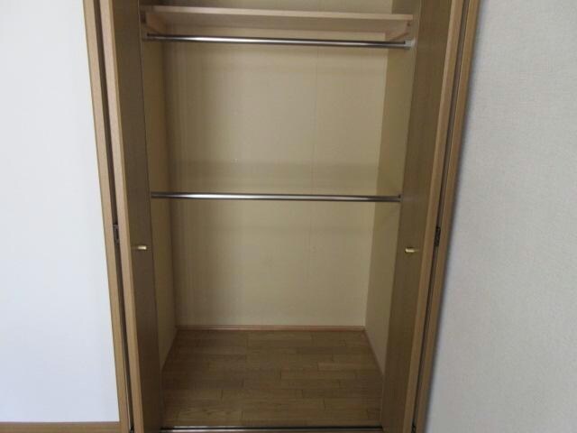 ラ・ポレール陸Bの物件内観写真