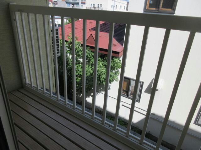 ラ・ポレール陸Bの物件内観写真